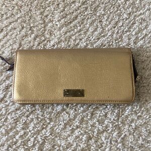 Henry Bendel wallet